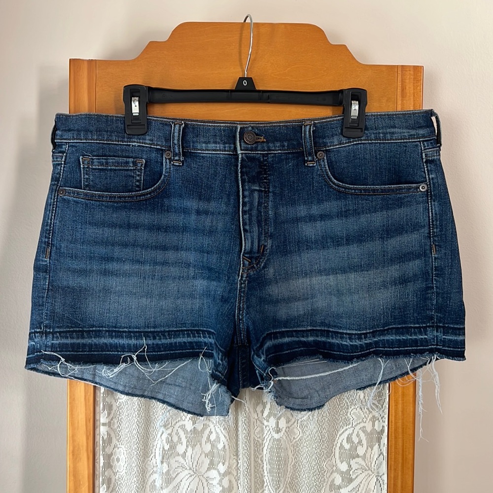 Banana Republic Blue Denim Shorts, Size 14